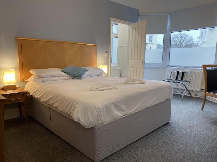 Hotel Sea Breeze Clacton-on-Sea Eksteriør bilde